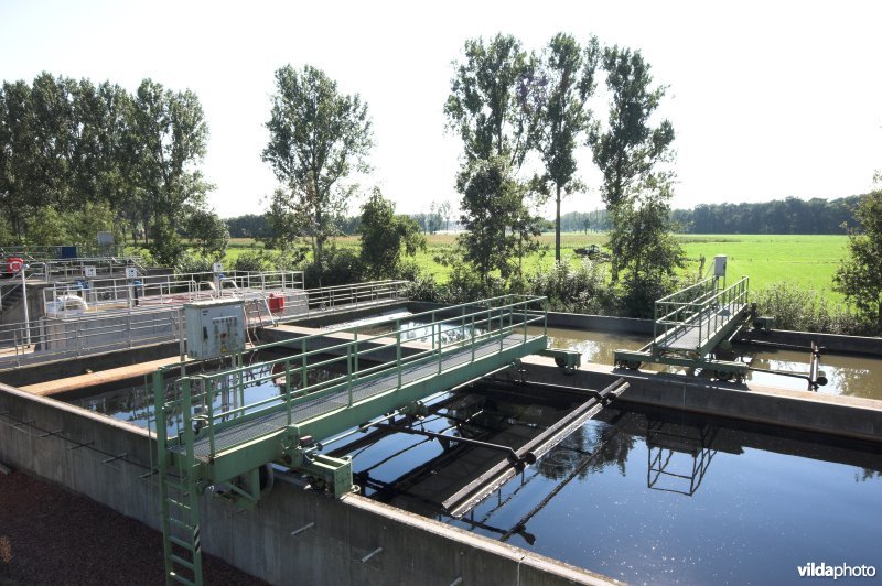 Rioolwaterzuiveringsstation langs de Demer