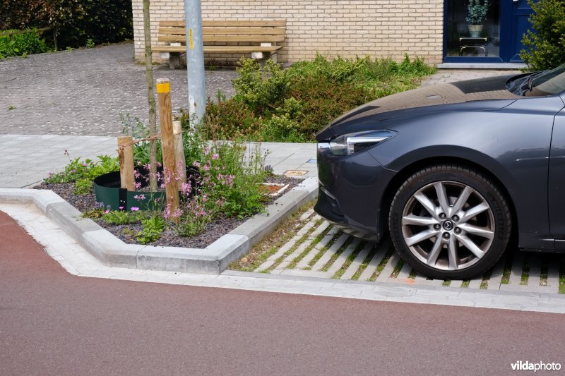 Waterdoorlatende parkeerplaats