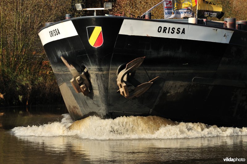 Vrachtboot op de Schelde