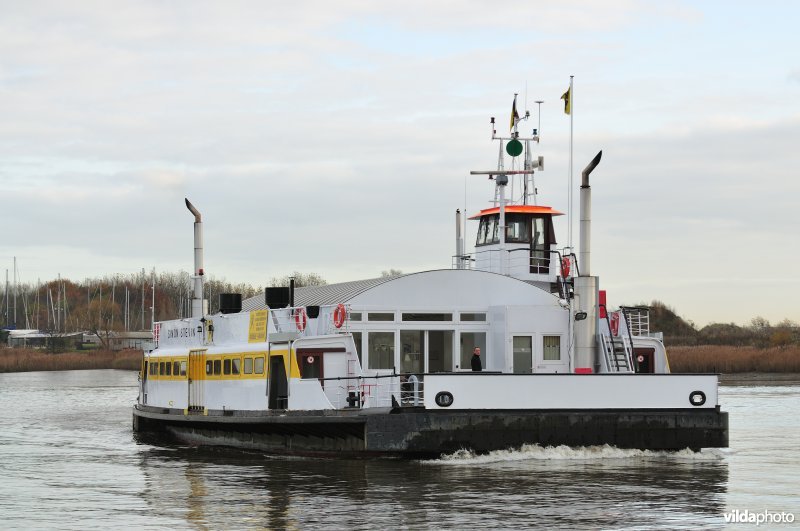 Overzetboot op de Schelde