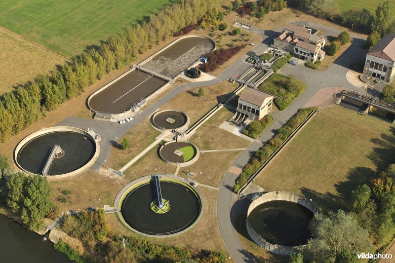 Waterzuiveringsstation op de Houtensluisvaart