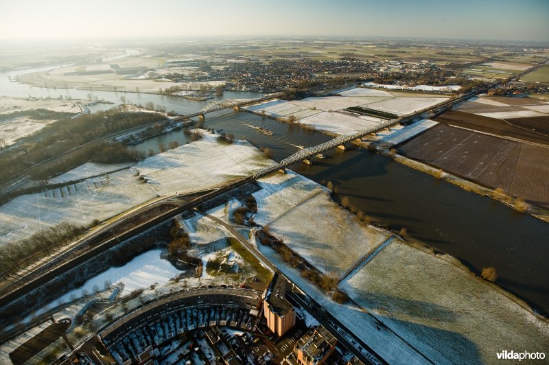 Batterijen bij de spoorbrug bij Hedel