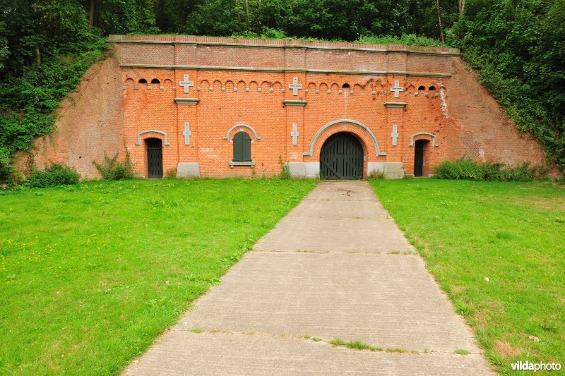 Rechtercaponnière van Fort 4