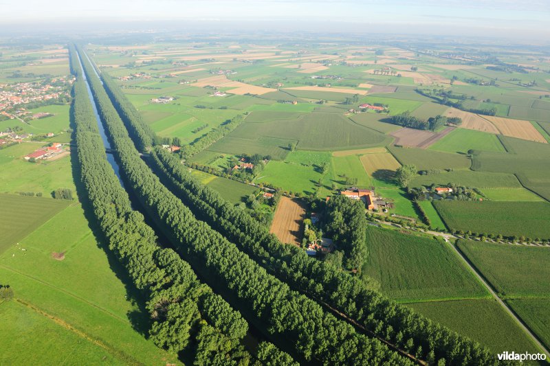 Het Schipdonkkanaal en het Leopoldkanaal