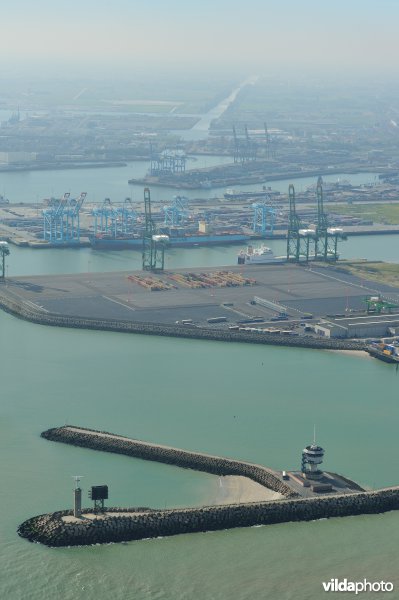 Voorhaven van Zeebrugge