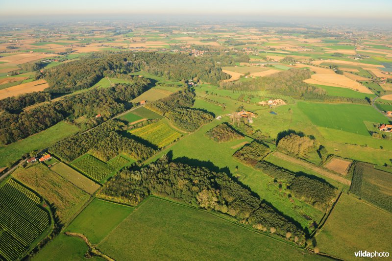 Zuidflank van de Kemmelberg