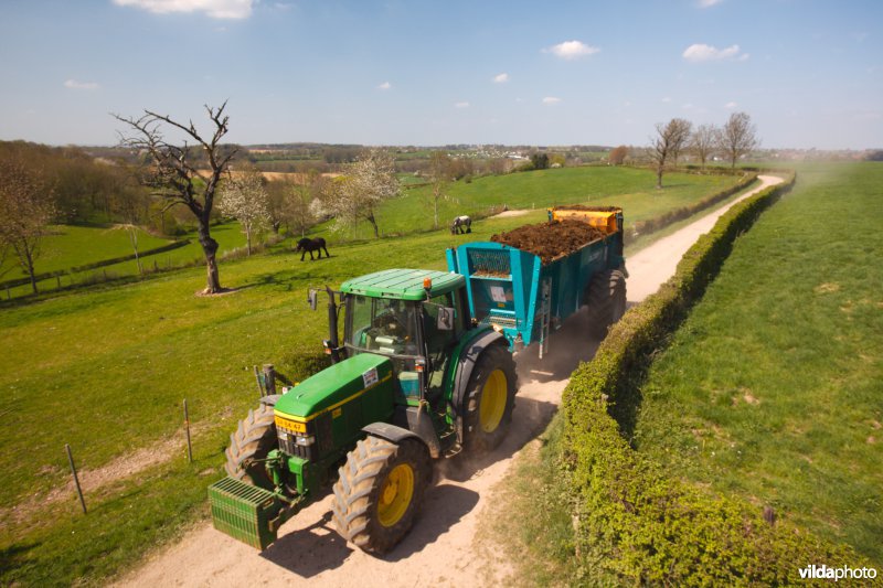 Tractor met kar